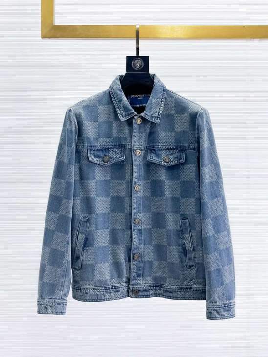 Picture of Louis Vuitton Jackets _SKULVM-3XLxetr9831839
